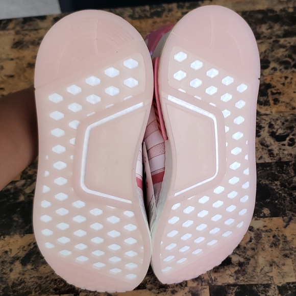Rare ADIDAS NMD R1 Icey Pink Sneakers NWT - Size 7 - Picture 13 of 15